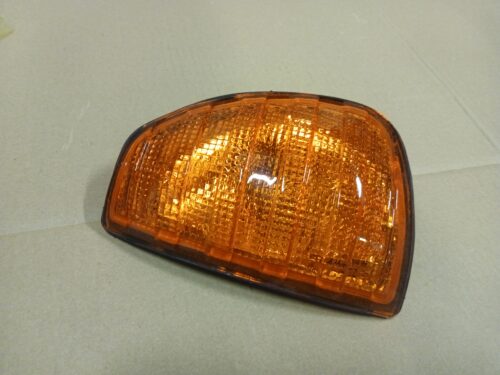 Mercedes-Benz W123/S123/C123 suunatuli vasak 3010901