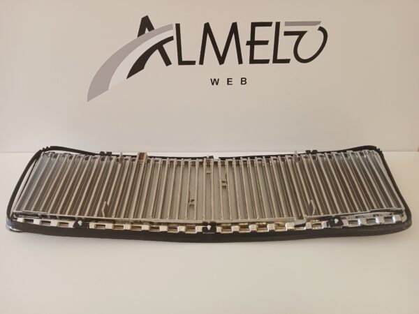 Volvo 850 iluvõre/grill (5985510)