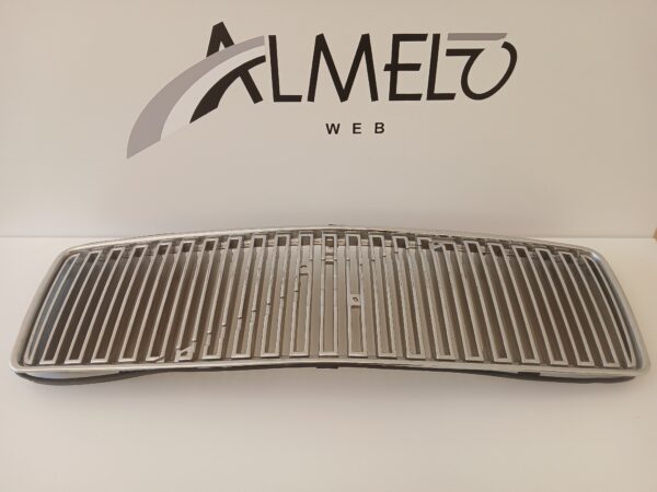 Volvo 850 iluvõre/grill (5985510)