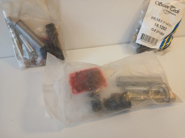 Volvo 740/760/780/940/960 esipidurite suportite rem komplekt 181282