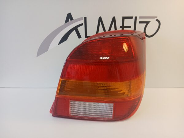Ford Fiesta parem tagatuli 89-96 1837932
