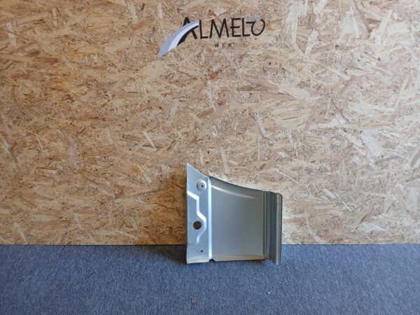 Mercedes-Benz Sprinter W906/Crafter paremapoolse tagatiiva esimese osa remontplekk 3077142