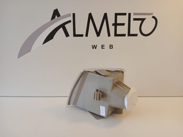 Opel Vectra 88-92 parem suunatuli 3763904