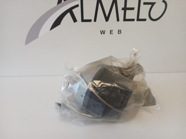 Volvo S80/S60/V70, XC 90  99- Mootoripadi TAG 513293
